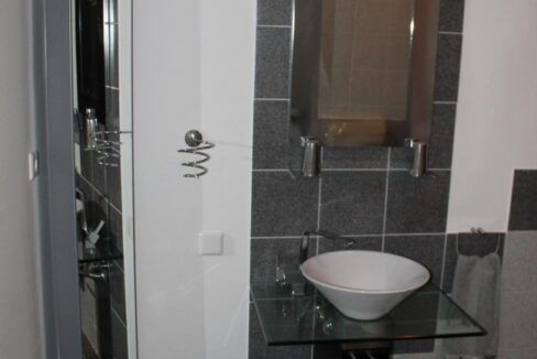 Bathroom ground floor