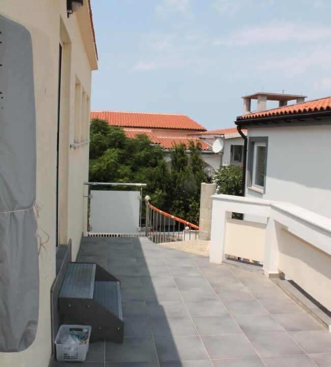 Terrace first floor