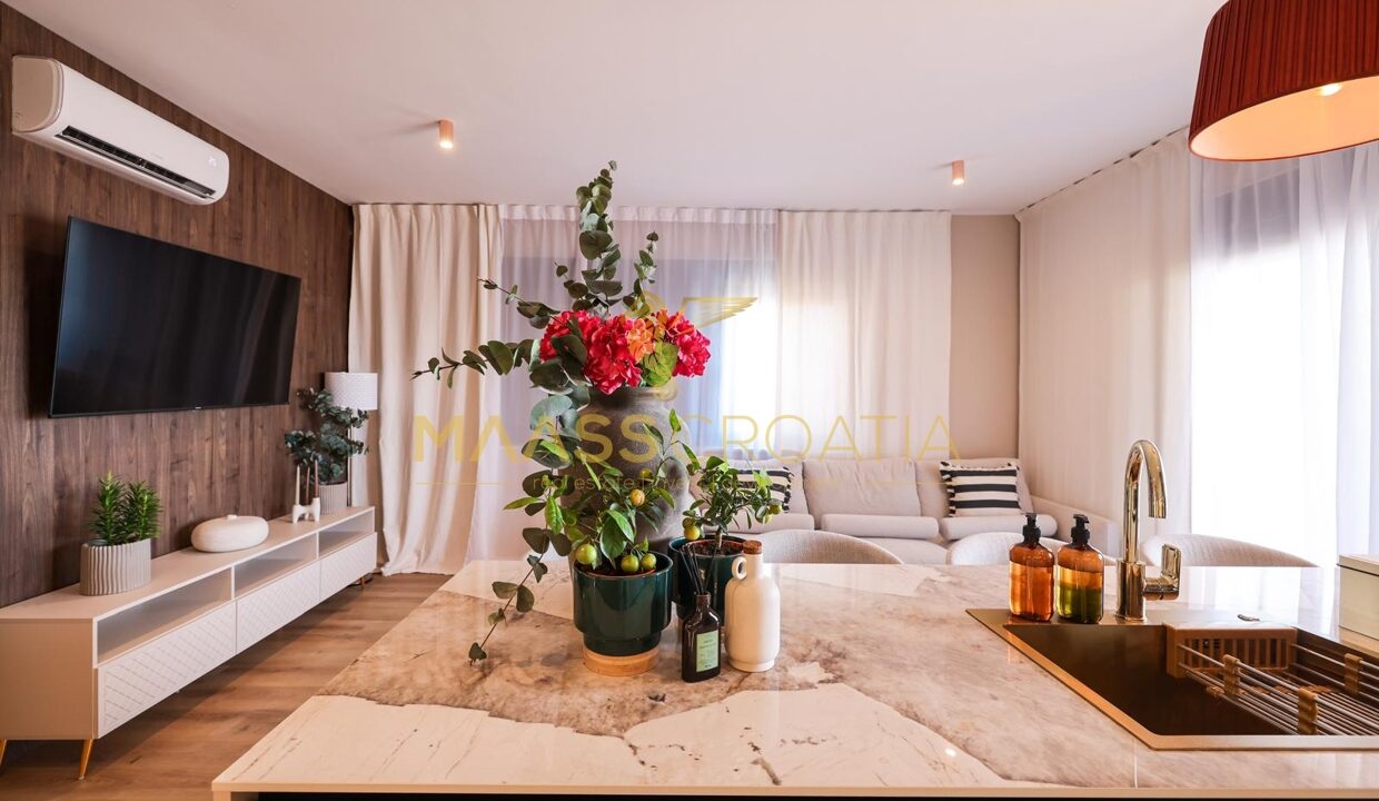 PHOTO-2025-09-25-09-47-36 (1)