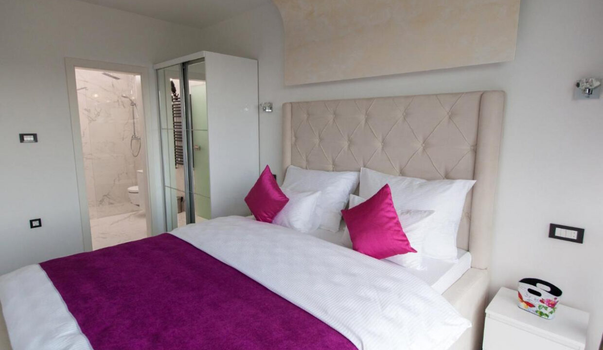 Villa im geometrischen Stil mit atemberaubendem Blick - Crikvenica