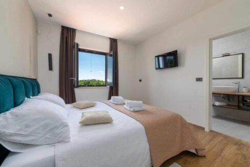 Moderne Villa mit Extra-Grundstück - Tinjan, Region Istrien