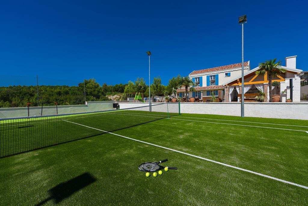 Luxuriöse Villa mit einem Tennisplatz - Novigrad, Gespanschaft Zadar