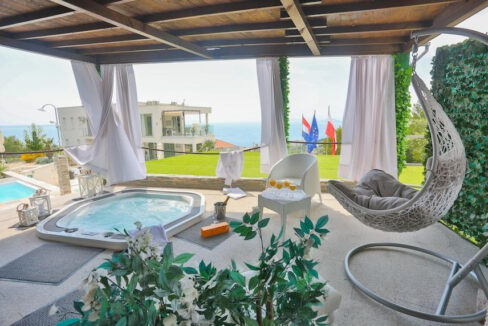 Luxus-Design-Villa mit Meerblick in Split