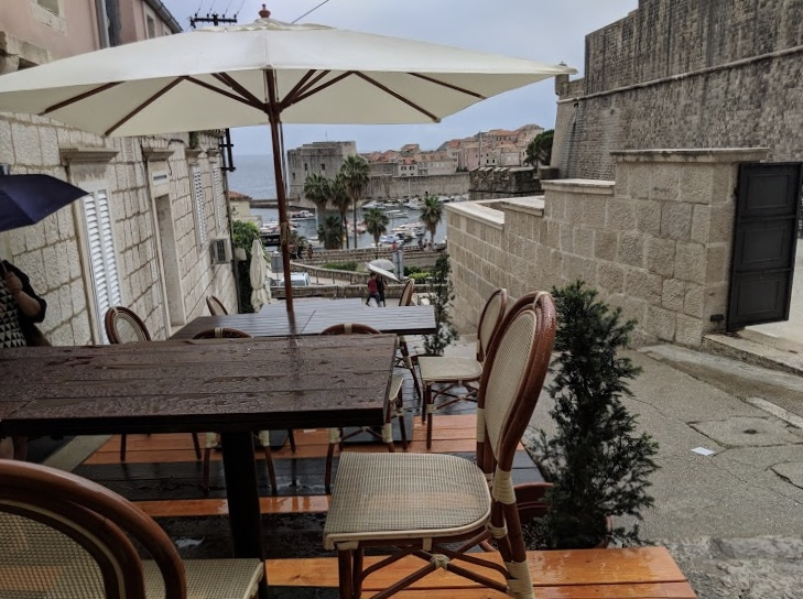 Haus mit Restaurant - Blick auf die Altstadt von Dubrovnik