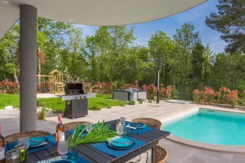 Exklusive Villa Pore?