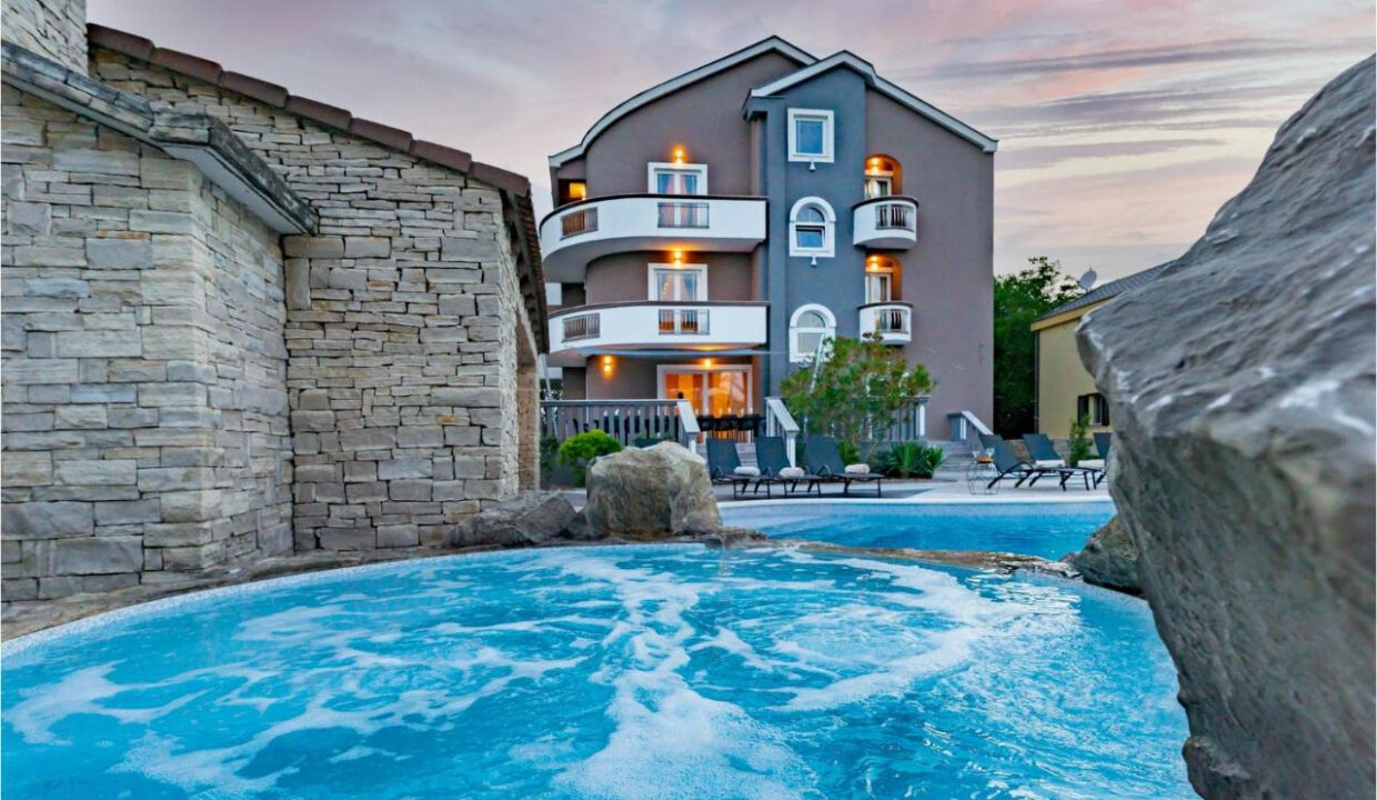 Zeitgenössisches Haus Zaton