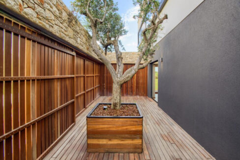 Zeitgenössische Oase, ein luxuriöser moderner Villenrückzugsort, Region Pore?