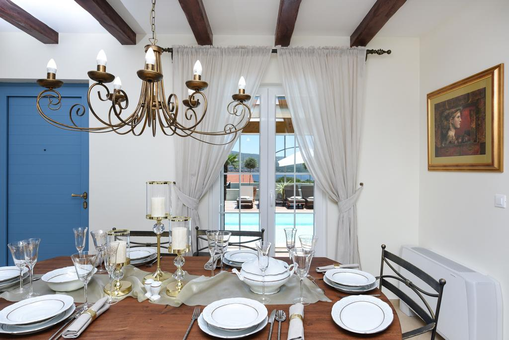 Luxuriöse Villa mit einem Tennisplatz - Novigrad, Gespanschaft Zadar