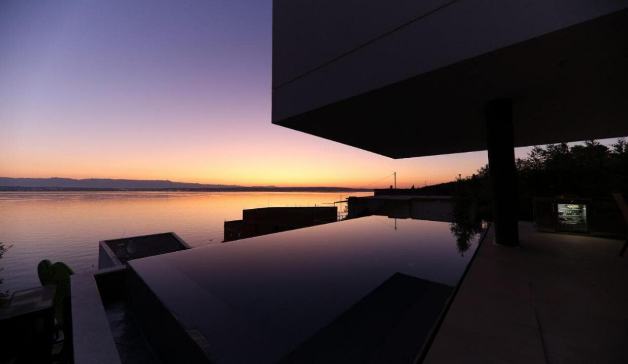 Neue Villa mit Meerblick auf Ugljan