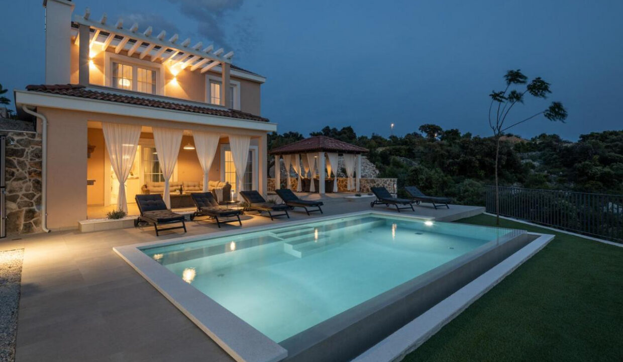 Atemberaubendes Haus Razanj