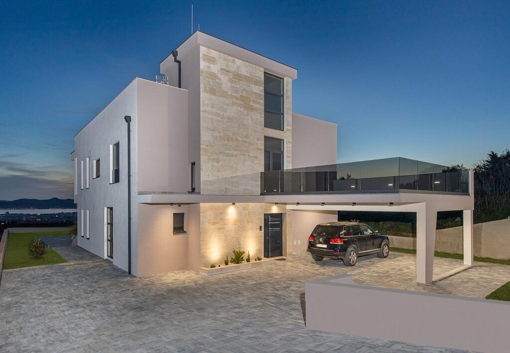 Ultra moderne Villa mit Meerblick - Zadar