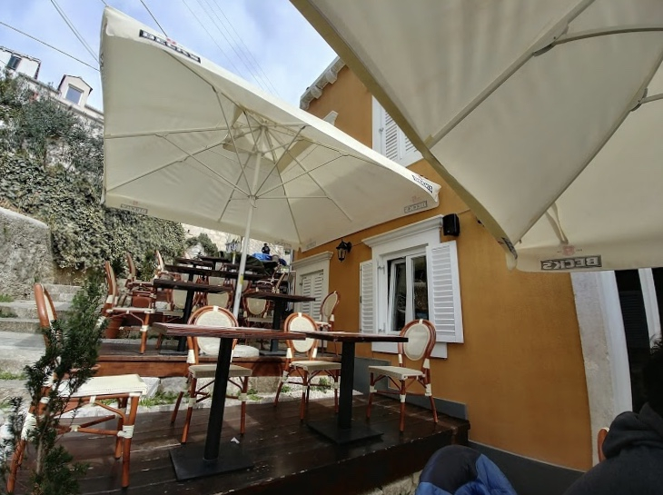 Haus mit Restaurant - Blick auf die Altstadt von Dubrovnik