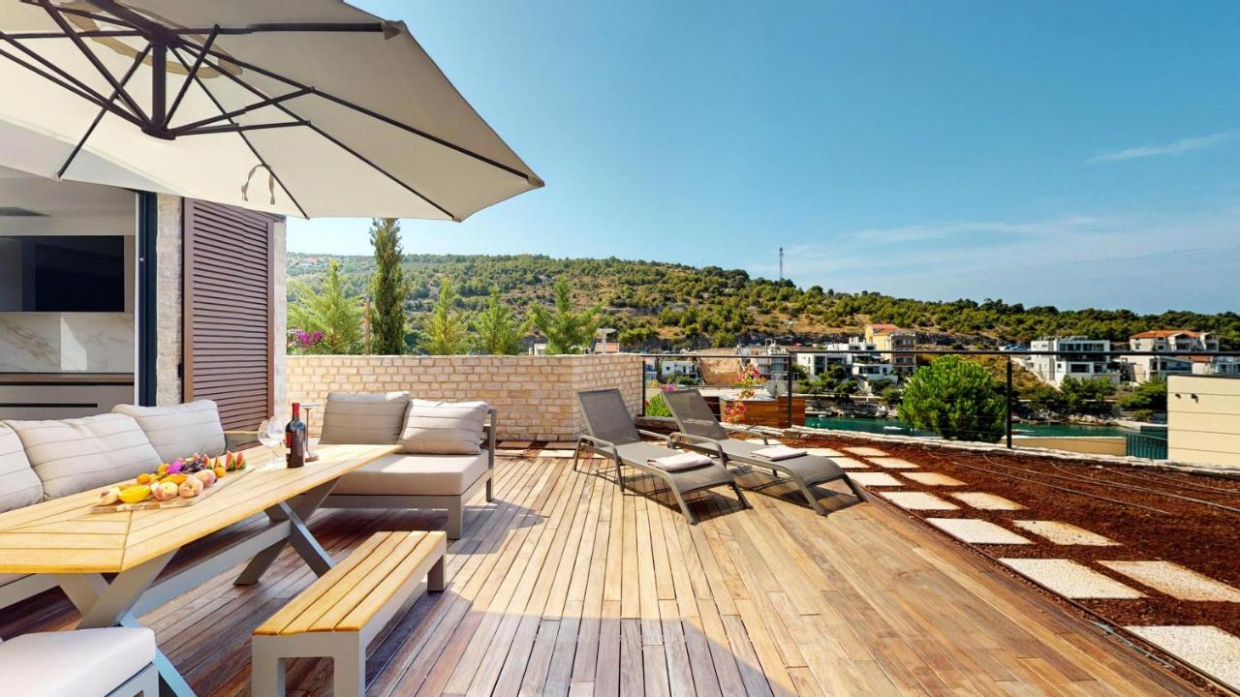 Spaciuos Villa Primošten