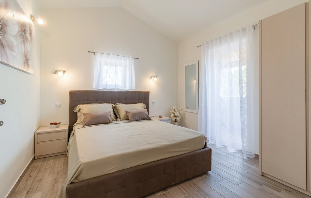 Atemberaubende zweistöckige Villa - Region Pula