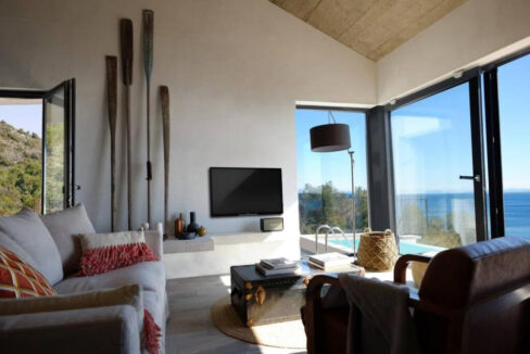 Weißes Haus mit Meerblick auf der Insel Vis