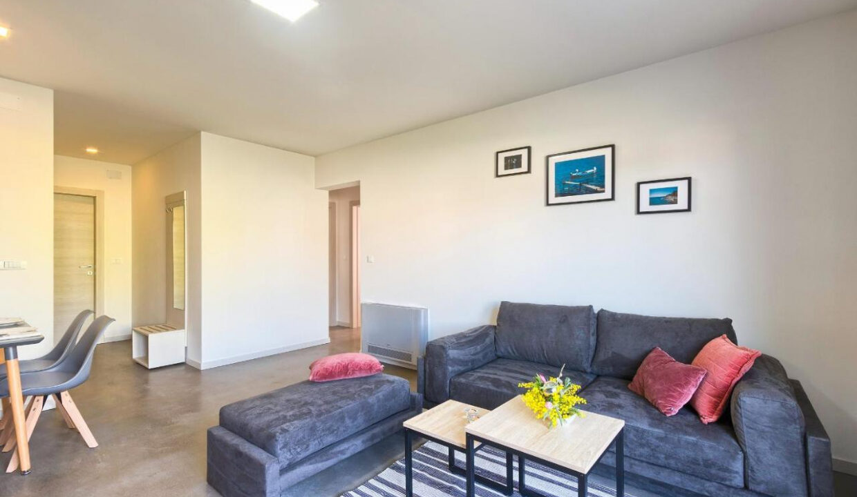 Doppelhaushälfte Pula