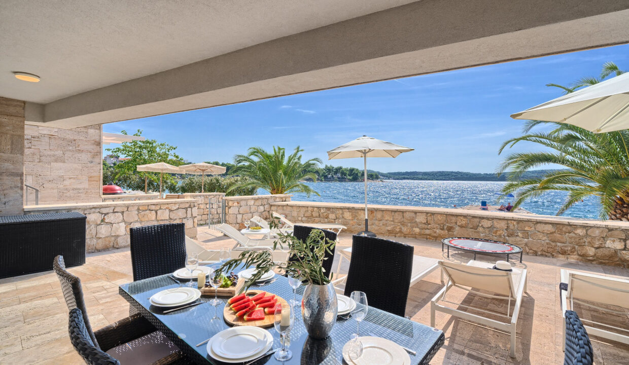 Haus am Meer bei Trogir