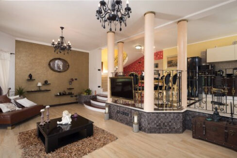 Tropisch anmutende Villa in der Nähe des Nationalparks Krka