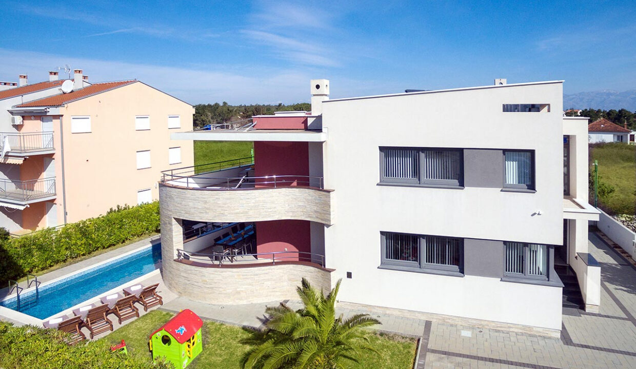 Zweistöckiges modernes Haus - Nin, Region Zadar