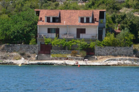 Haus am Meer auf der Insel Drvenik Veliki