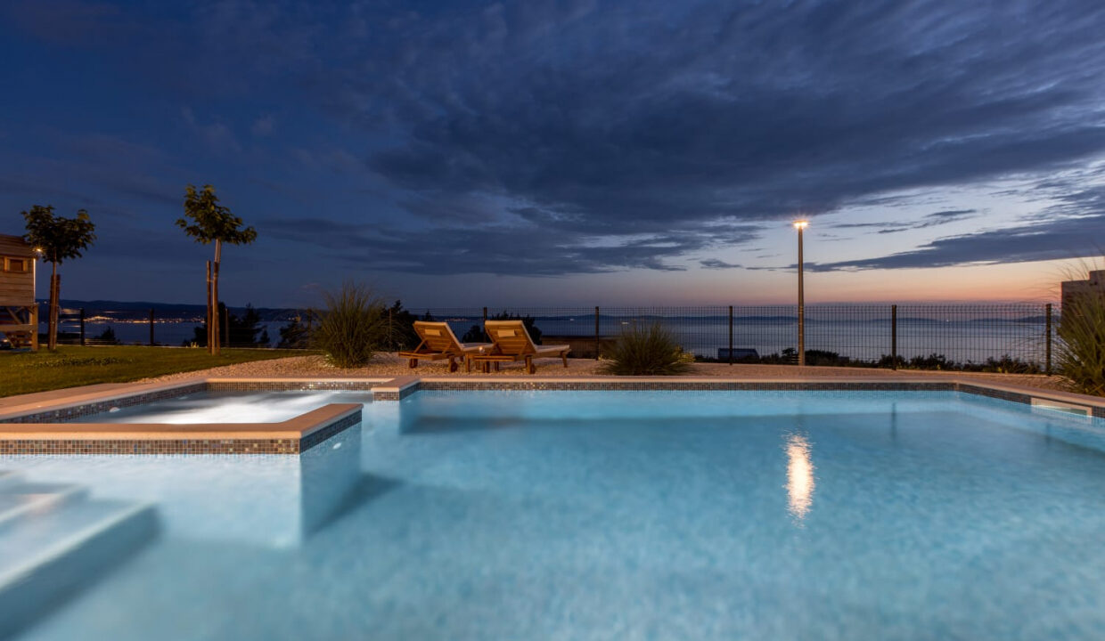 Neues Meerblick-Ferienhaus Podstrana