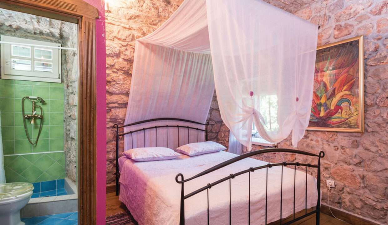 Haus aus weißem Stein - Halbinsel Peljesac