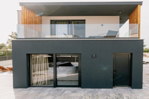 Neue moderne Villa in Sibenik