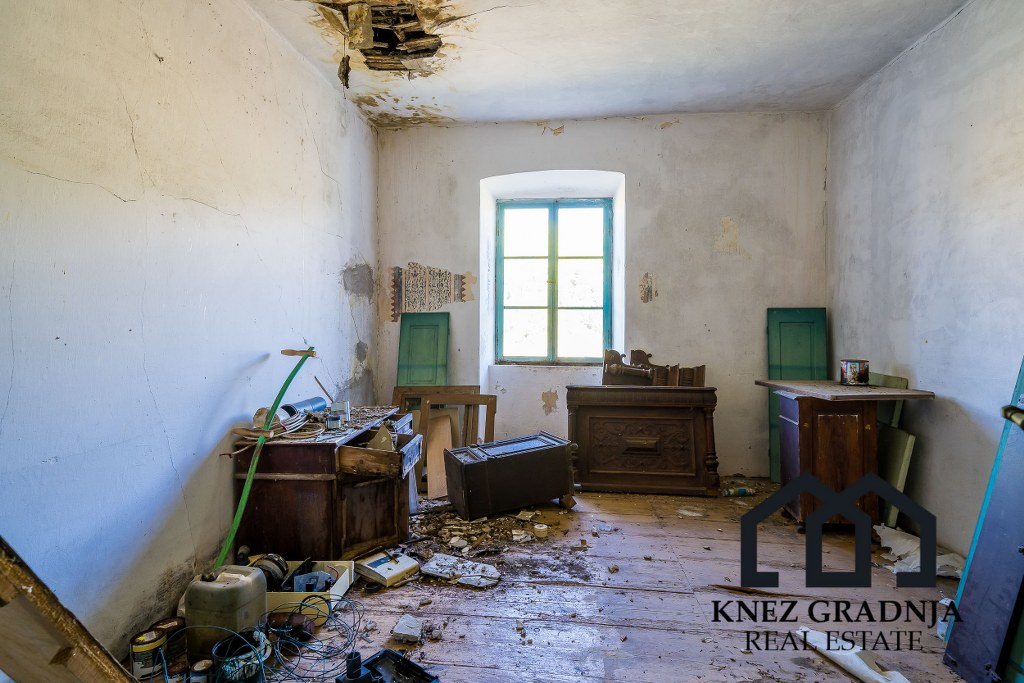 Erstaunliche handgefertigte Steinvilla auf der Insel Sipan