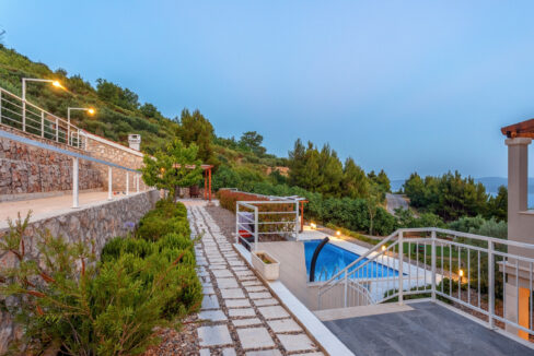 Steinhaus mit Meerblick in Omis