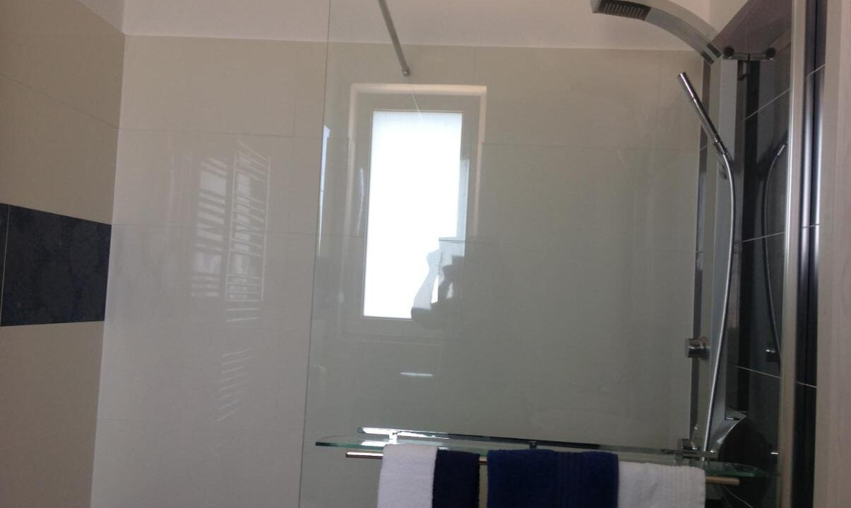 Erstaunliche Villa direkt am Meer auf der Insel Rab