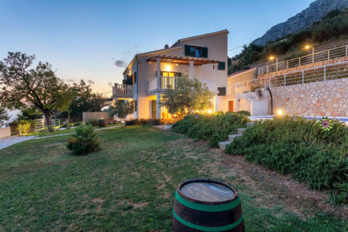 Steinhaus mit Meerblick in Omis