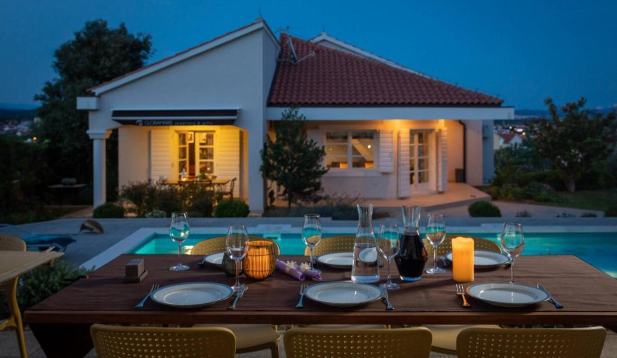 Geräumige und modern aussehende Villa - Vodice