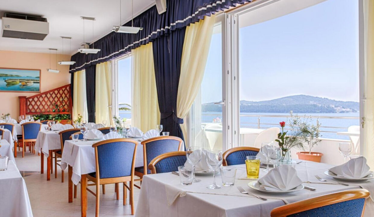 Elegantes Hotel mit Meerblick - Trogir