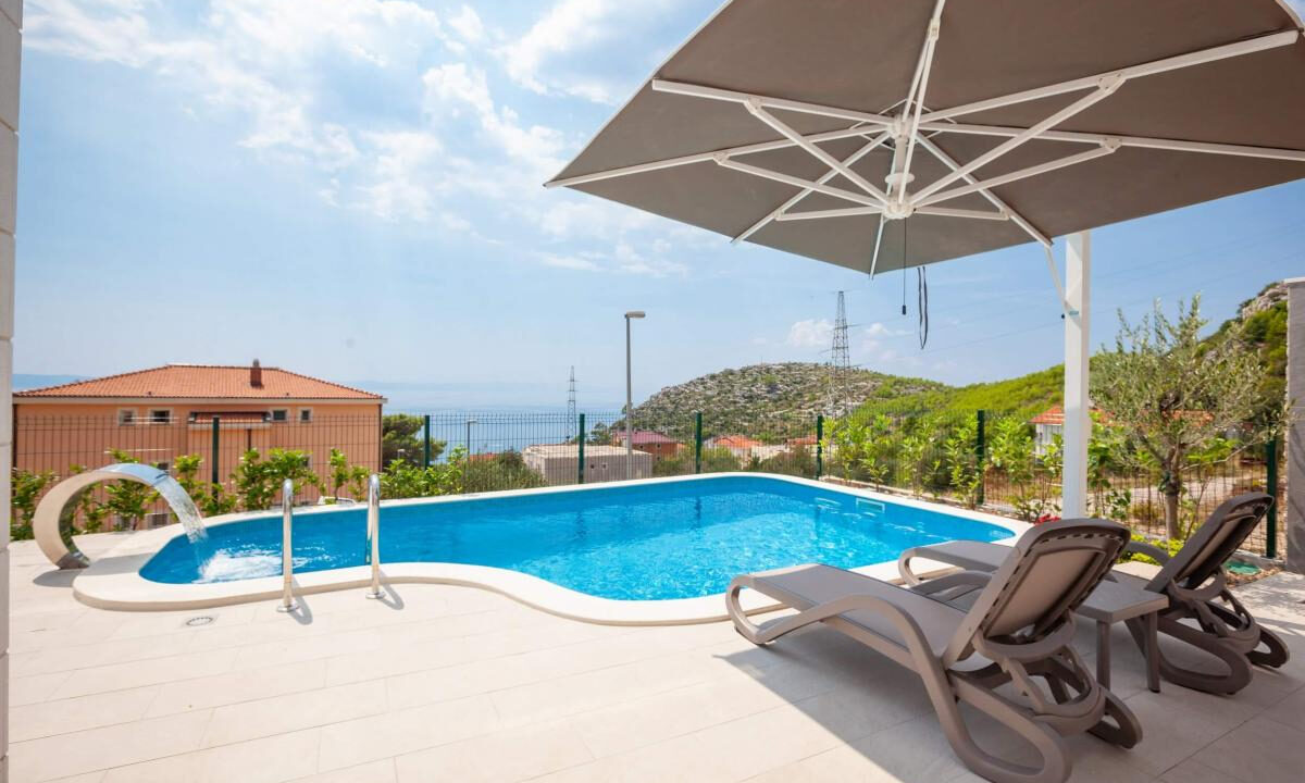 Super Haus mit Meerblick in Makarska