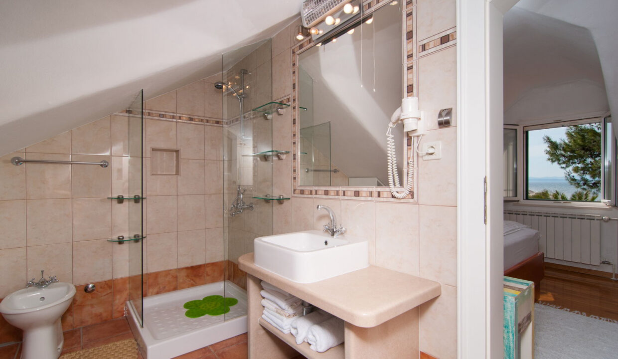 Haus am Strand auf der Insel Brac