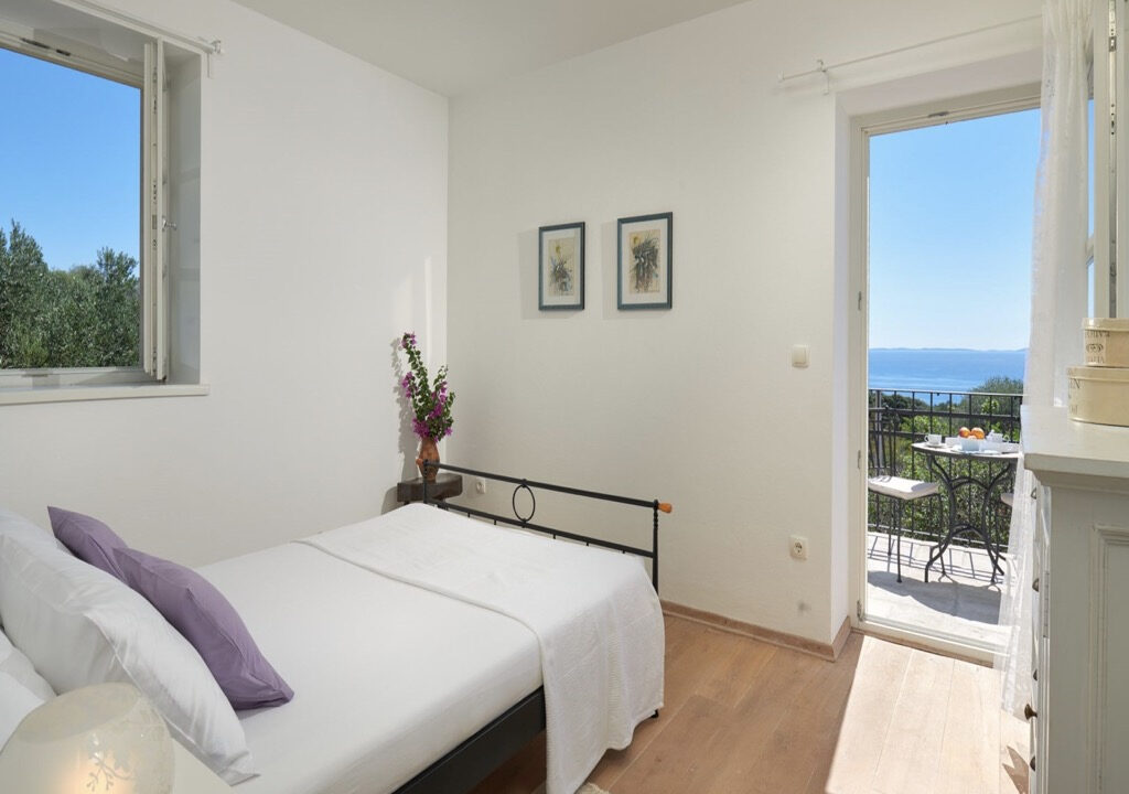 Exquisite Villa aus Stein - Die Insel Pag