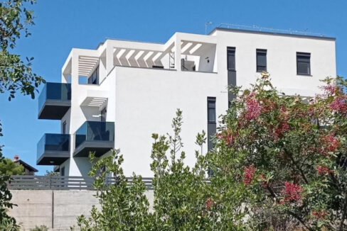 Modernes Gebäude Rogoznica