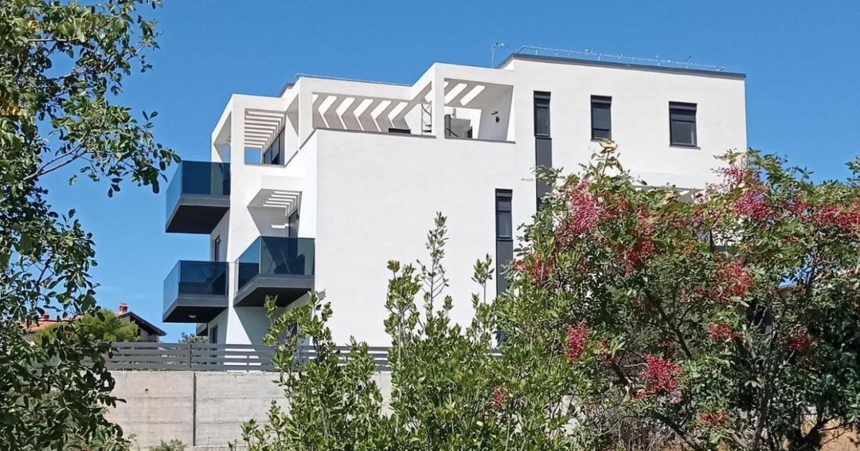 Modernes Gebäude Rogoznica