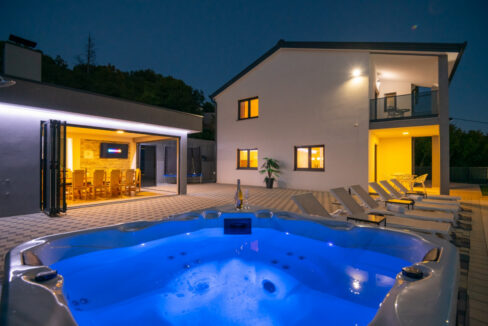 Großzügiges Einfamilienhaus - Stadt Imotski