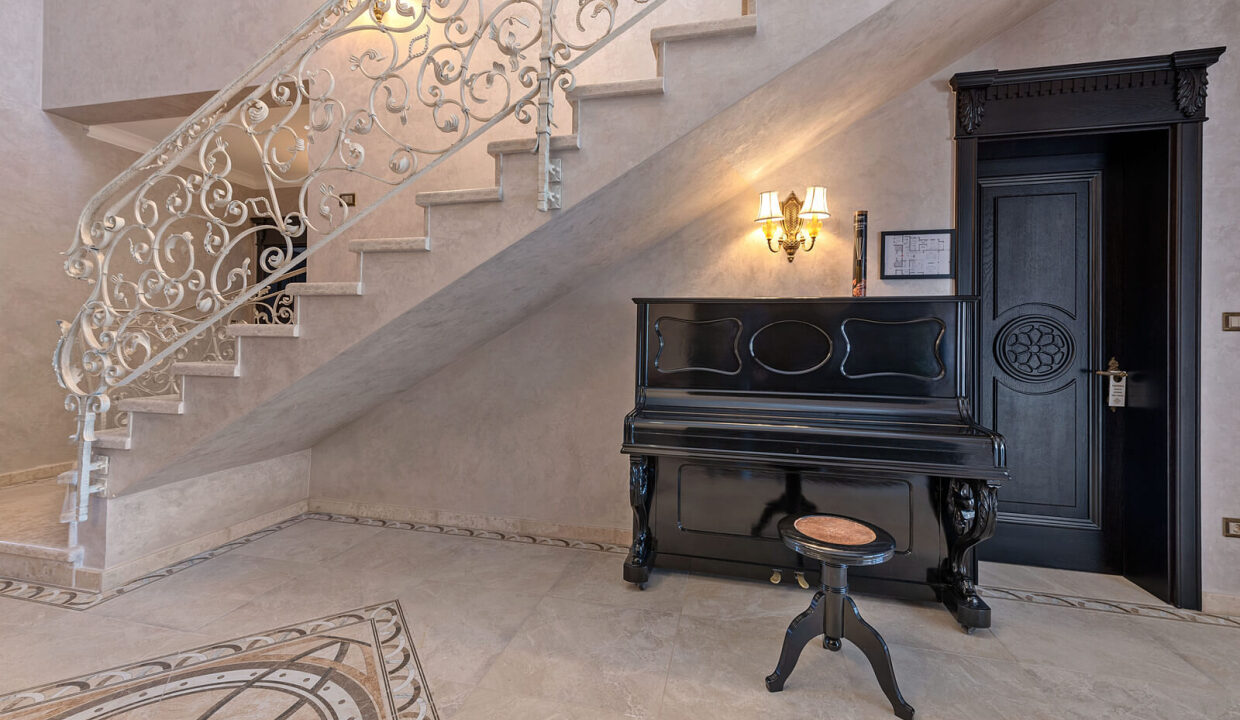 Exklusive Villa direkt am Meer in Vodice