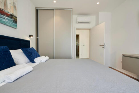 Haus im modernen Stil in Kastela