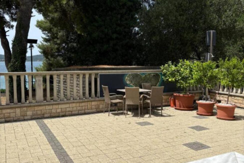 Grundstück am Meer Sveti Filip Jakov