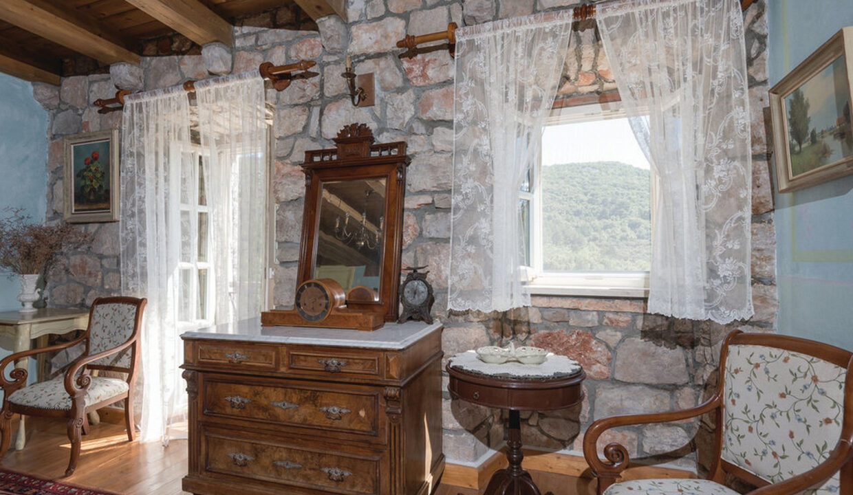 Haus aus weißem Stein - Halbinsel Peljesac