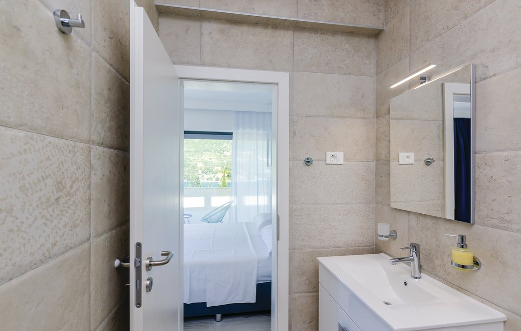 Weiße Villa am Meer mit extra Grundstück - Dubrovnik