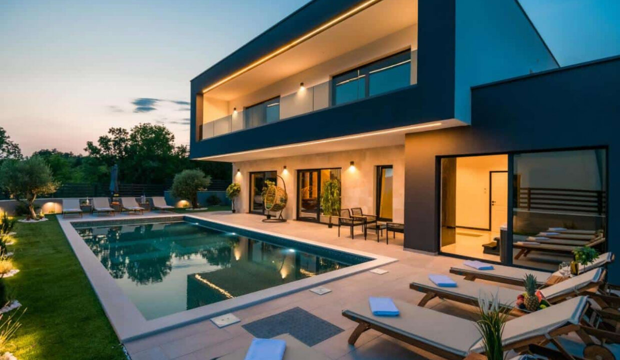 Modernes Haus bei Makarska