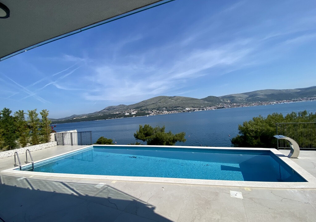 Erstaunliche Villa direkt am Meer auf Ciovo