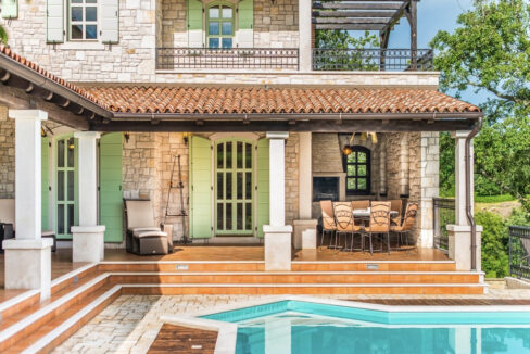 Faszinierendes Herrenhaus aus Stein in Visnjan, Istra