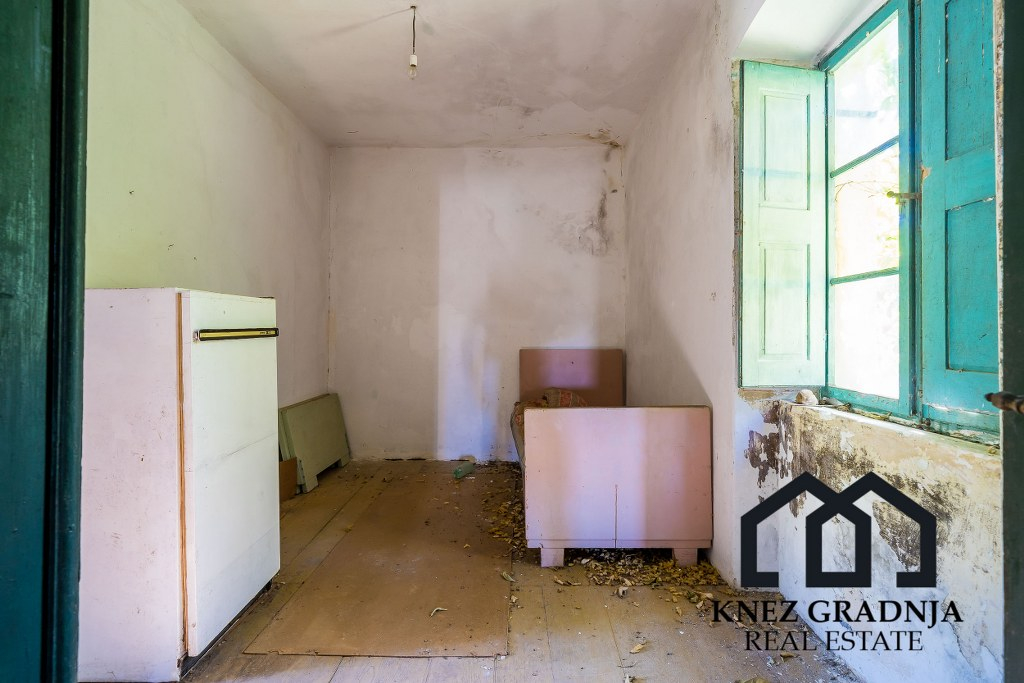 Erstaunliche handgefertigte Steinvilla auf der Insel Sipan