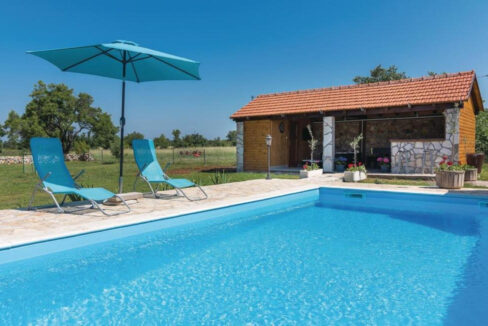 Charmantes Haus mit ländlichem Charakter - Region Sibenik