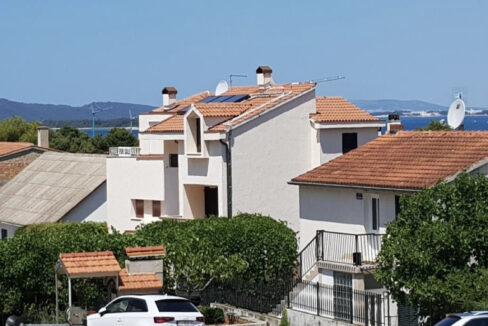 Haus mit Meerblick in Sibenik